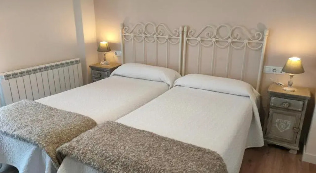 Apartamentos Antonia, Prenota Appartamento Hotel a La Rioja con parcheggio, Parcheggio