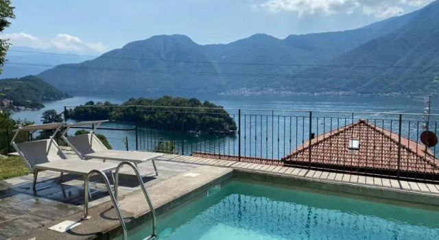Апартаменты Sala Comacina Apartment No 1 (Sleeps 10)