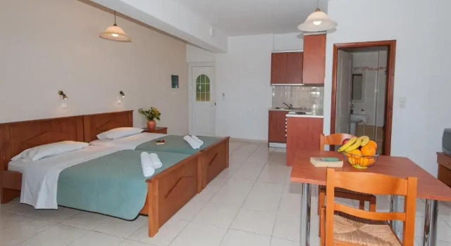Студия Sunrise Studios & Apartments