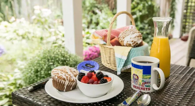 Номер Standard Hidden Garden Cottages & Suites