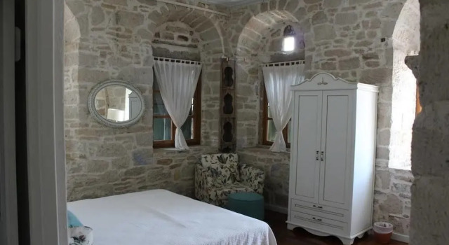 Eski Tas Otel