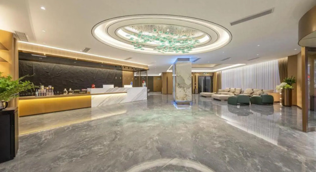 Ba Sha Hotel, Rezerwuj Hotel Hotele w Qiandongnan z parkingiem, Parking