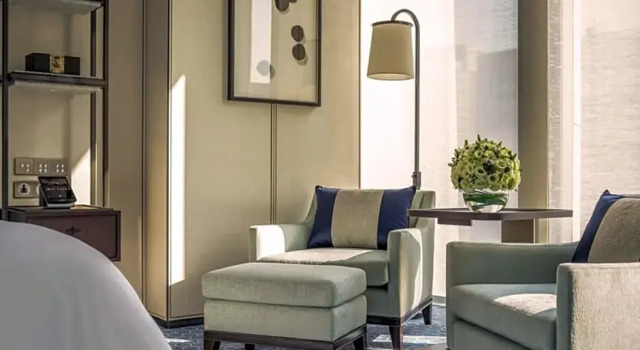 Люкс с видом на парк Four Seasons Hotel Kuala Lumpur
