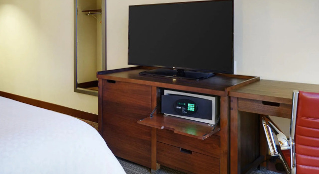Четырёхместный номер Standard Four Points by Sheraton Halifax