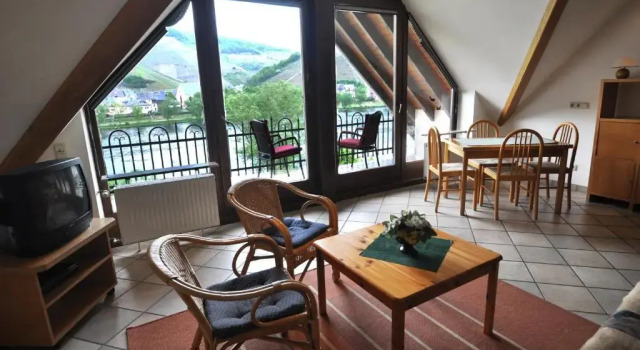 Апартаменты с балконом Ferienwohnung Moselufer Zell