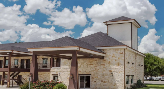Knights Inn - Atria, Rezervați Hotel Three Rivers Texas