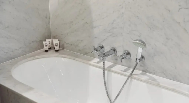Полулюкс с видом на сад Hôtel de lAbbaye
