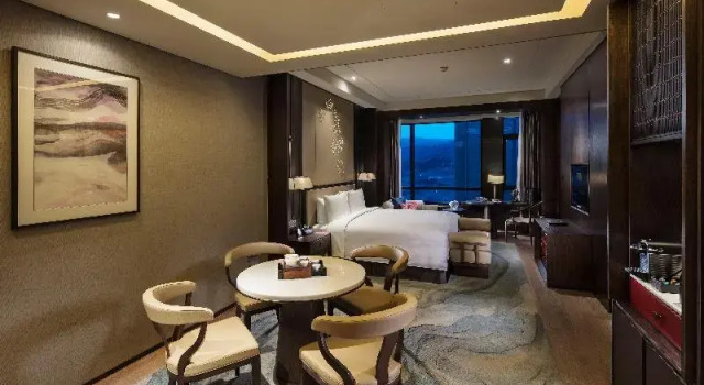 Двухместный номер Premium Holiday Inn Zhangjiakou Downtown by IHG
