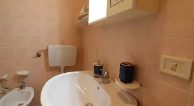 Casa Rossella – Spacious apartment with terrace, near the sea