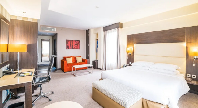 Двухместный люкс Executive Отель Four Points By Sheraton Nairobi Hurlingham