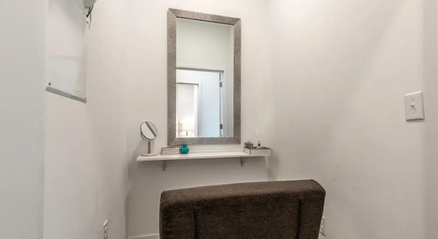 Illume Ultramodern Community Poolside Patio 1 Bedroom Condo