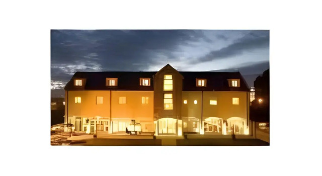 Deebert House Hotel, Book Hotel Hotels in Limerick with Parking, Parking