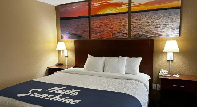 Люкс Business Days Inn by Wyndham Imlay City