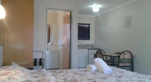 Студия Standard Ulster Lodge Motel