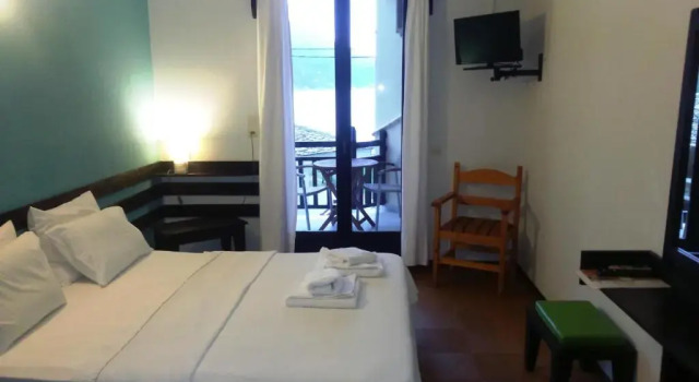 Hotel Votsala, Rezerwuj Hotel Hotele w Chorefto ze śniadaniem, Śniadanie