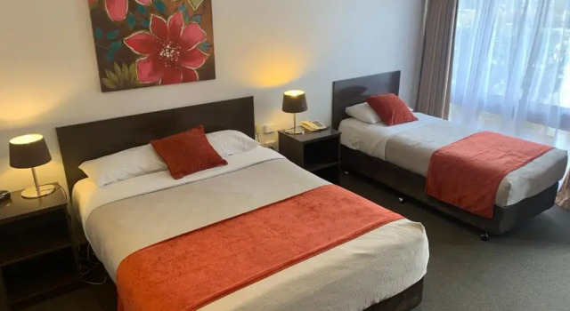 Двухместный номер Executive Ploughmans Motor Inn