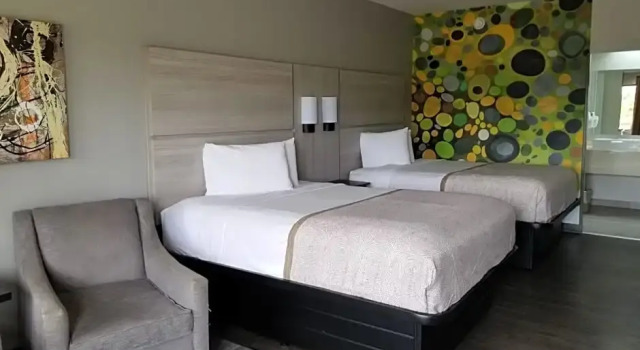 Четырёхместный люкс The Bradford Hotel, an Ascend Collection Hotel