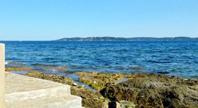 Studio in Sainte-maxime, With Wonderful sea View, Pool Access and Encl, Забронировать Отель Отели Сент-Максима с бассейном, Бассейн