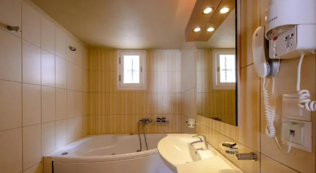 Номер Superior Aspalathras White Hotel