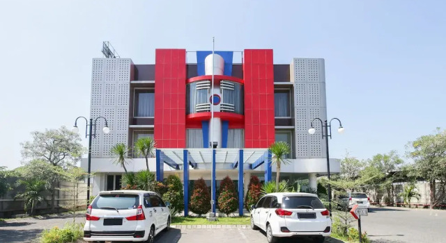Airy Bandara Juanda By Pass 18 Sidoarjo, Book Hotel 3-Star Hotels in East Java, 3*