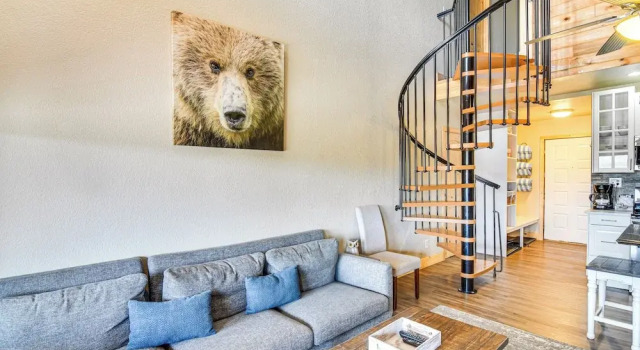 Rocky Mountain Retreat, Забронировать Апартаменты/квартира Отели Грэнби с парковкой, рядом с Granby Medical Center, Парковка