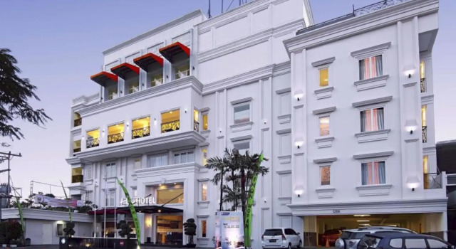 HW Hotel Padang, Book Hotel Cheap Hotels in Padang