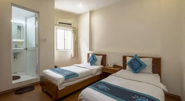 Трёхместный номер Superior Blue River Hotel
