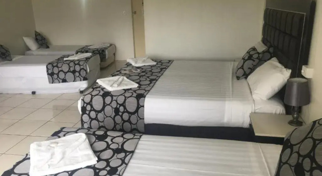 Семейный номер Standard Tweed Central Motel