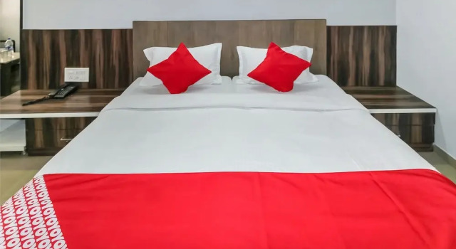 OYO 12522 Hotel Panchganga