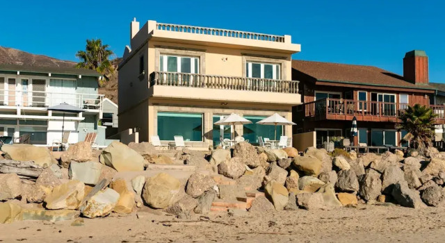 New Listing! Beachfront Dream W/ Private Balcony Home, Réserver Hôtel Mussel Shoals États-Unis
