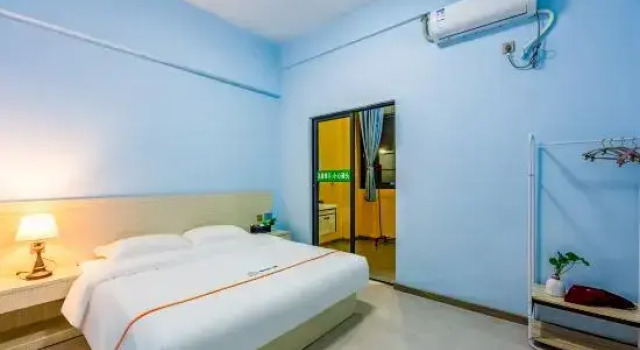 Двухместный люкс Deluxe Youe Home Hotel (East Huancheng Road Dongguan East Bus Station Branch)
