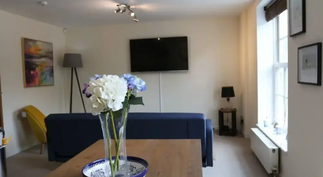 2 Bedroom Nestled between Battersea & Clapham