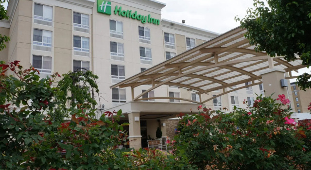 Четырёхместный номер Standard Holiday Inn Portsmouth Downtown by IHG