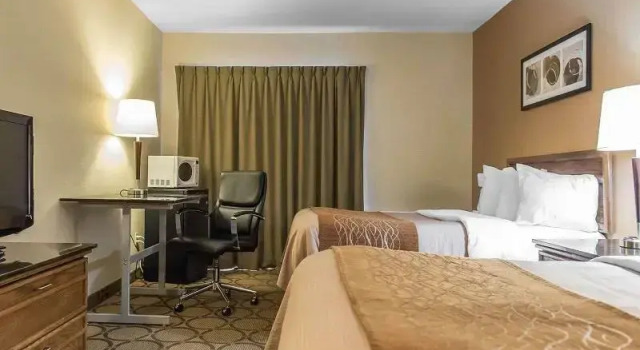 Двухместный номер Standard с балконом Comfort Inn Pembroke