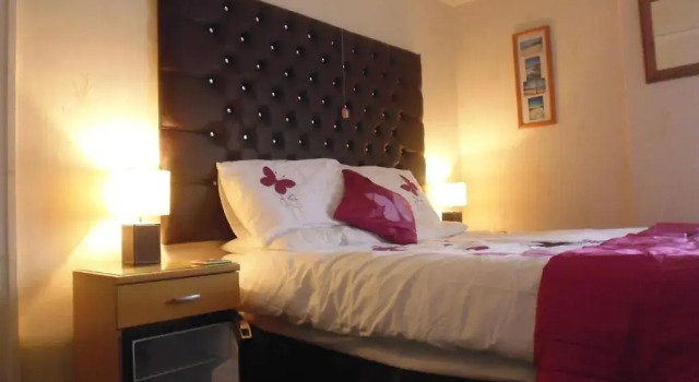 Номер Classic Home and Away Guesthouse