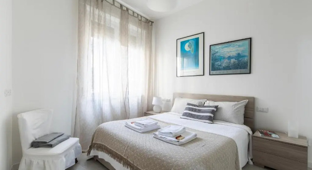 Carlotta's Home by Holiday Solutions, Book Hotel Albese con Cassano 