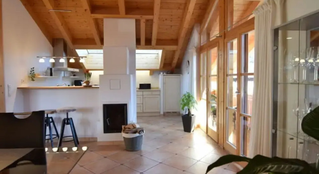 Pleasant Holiday Home With View, Reservar Hotel Hotéis em Garmisch-Partenkirchen com estacionamento, perto de Wankbahn, Estacionamento