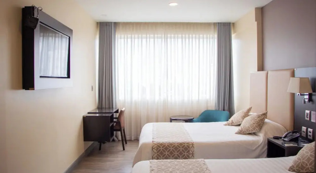 Четырёхместный люкс Huper Hotel Boutique