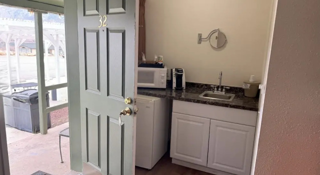 Номер Standard Lakeshore Lodge