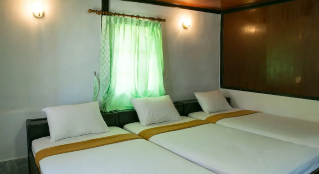 Трёхместное бунгало Haadrin Resort