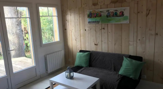 Maison bois cabane 36 Bassin Arcachon, Забронировать Отель Отели Бассен-д'Аркашон с парковкой, Парковка