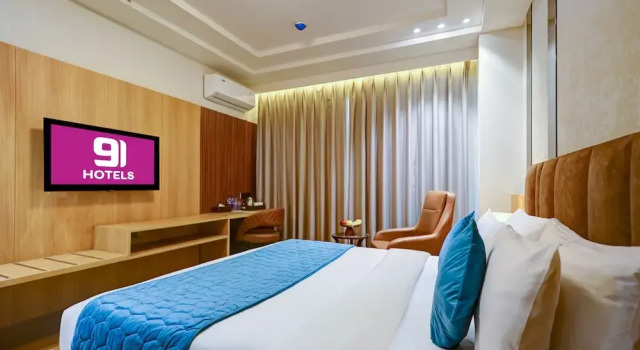 Hotel 91 Huda Premier, Забронировать Отель Гургаон 