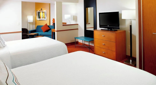 Люкс Fairfield Inn & Suites Pittsburgh Neville Island