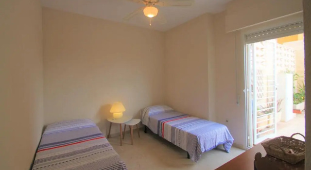 Apartamento CasaTuris enfrente al mar en Playa Muchavista C102