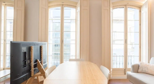 Urbe10 Plaza de la Constitucion 1 Bedroom Apartment, Забронировать Апартаменты/квартира Малага - центр Малага, рядом с Музей Кармен Тиссен