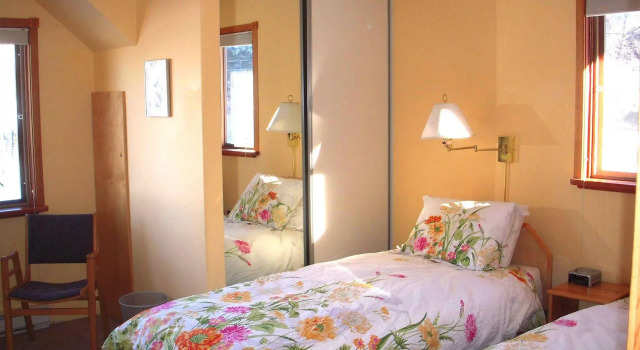 美景阁楼公寓(A Loft with a View), 预订 酒店 基洛纳 Big White Ski