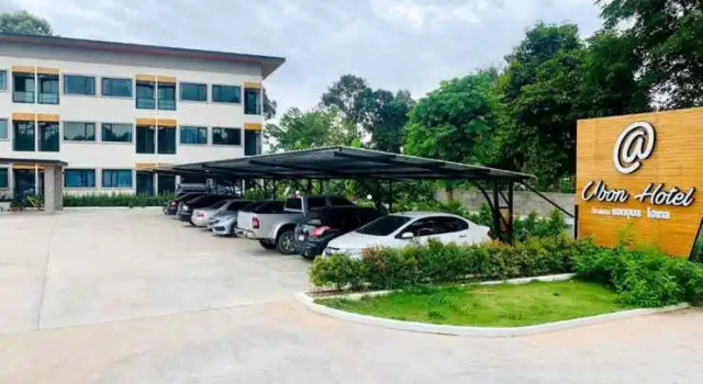 Add Ubon Hotel