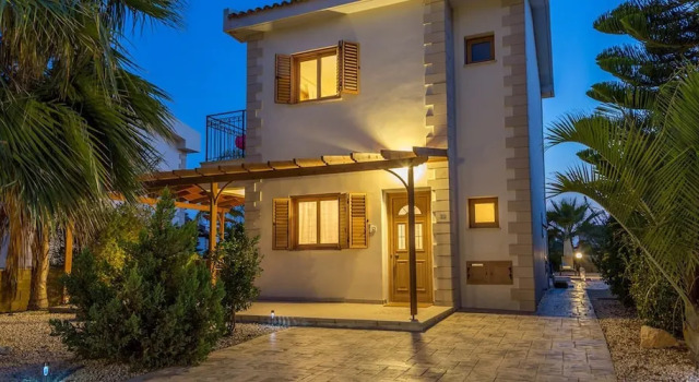 Rent Private Villa 120, Book Villa Hotels in Sotira with Parking, Parking