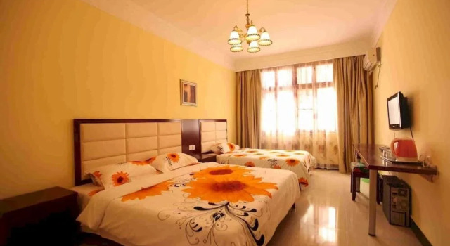 Fengyuan Inn, Book Hotel Xiangxi Hunan