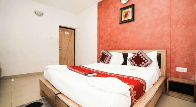 Клубный номер Standard Hotel Om Paradise Near IGI Delhi Airport